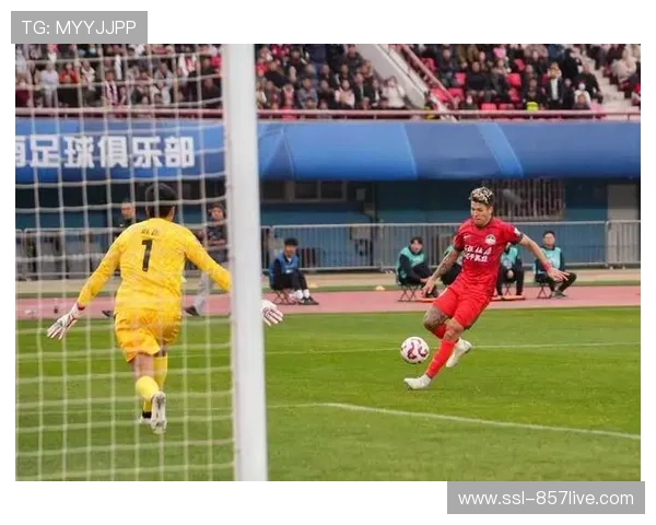 河南队客场挑战卫冕冠军上海海港，拉莫斯能否一雪上赛季双杀之耻